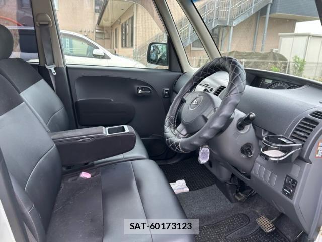 Daihatsu TANTO CUSTOM 2006-12 7330623-9