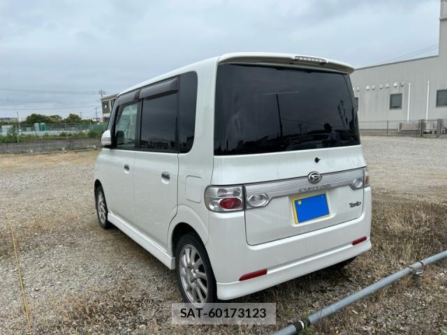 Daihatsu TANTO CUSTOM 2006-12 7330623-3