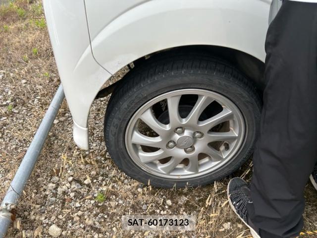 Daihatsu TANTO CUSTOM 2006-12 7330623-4