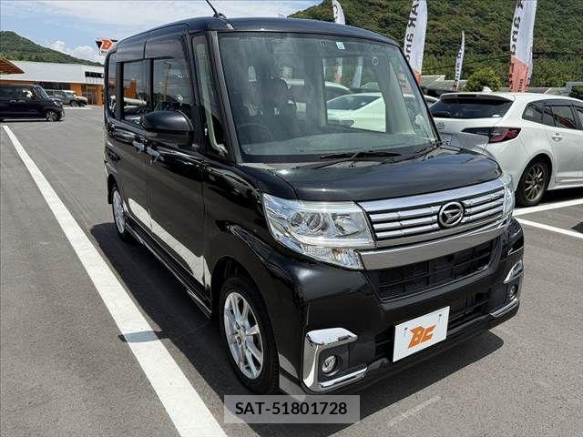 Daihatsu TANTO CUSTOM 2017-12 7330607-9
