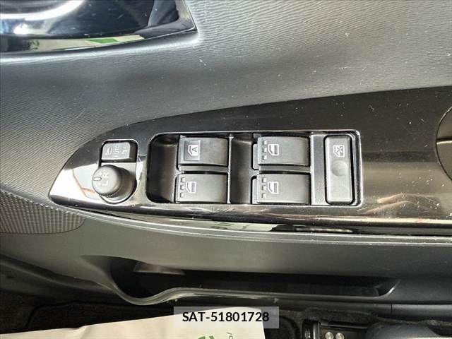Daihatsu TANTO CUSTOM 2017-12 7330607-29