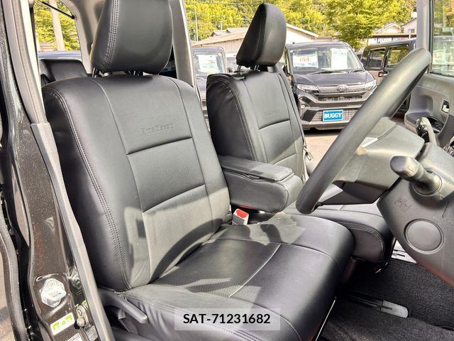 Daihatsu TANTO CUSTOM 2016-05 7458364-18