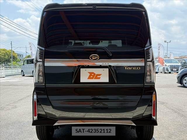 Daihatsu TANTO CUSTOM 2023-08 7458342-13