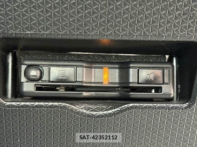 Daihatsu TANTO CUSTOM 2023-08 7458342-27