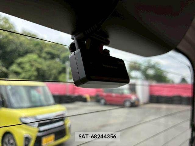 Daihatsu TANTO CUSTOM 2014-01 7458376-24