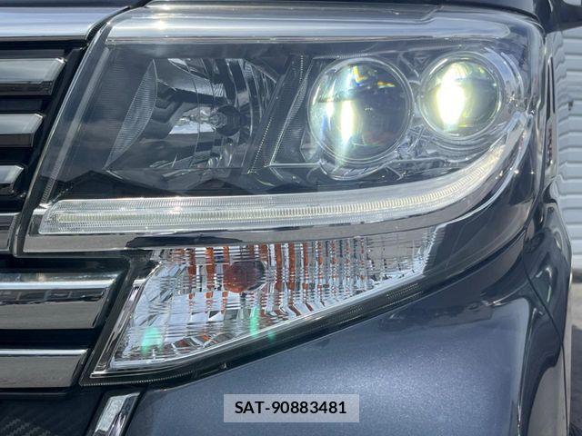 Daihatsu TANTO CUSTOM 2017-06 7458356-11
