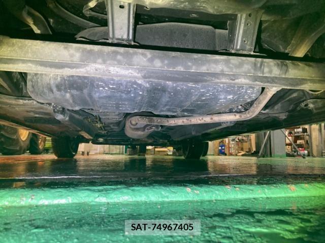 Daihatsu TANTO CUSTOM 2017-03 7503221-11
