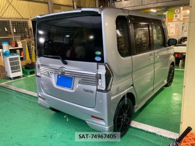 Daihatsu TANTO CUSTOM 2017-03 7503221-2
