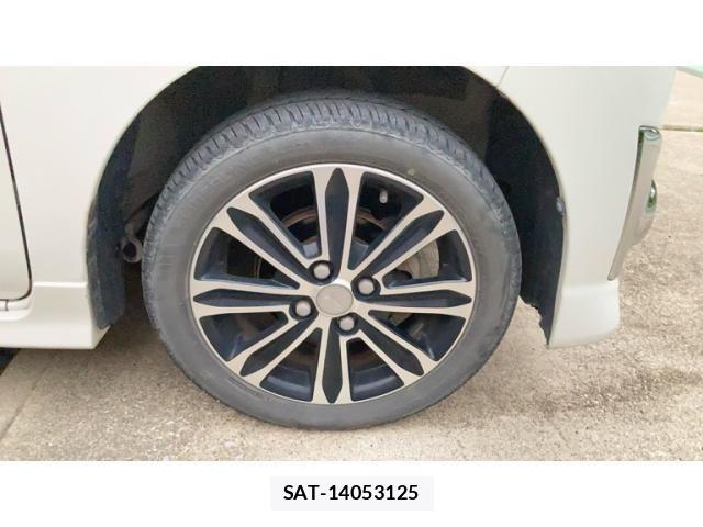 Daihatsu TANTO CUSTOM 2013-11 7510247-8