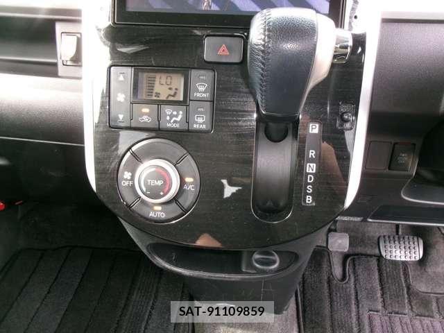 Daihatsu TANTO CUSTOM 2015-05 7620767-28