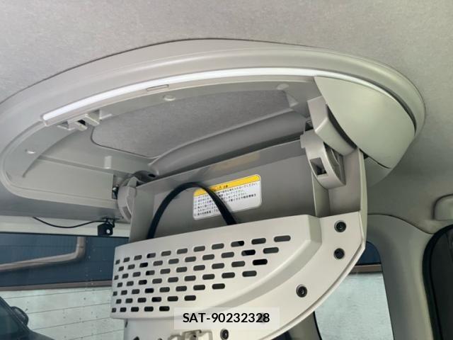 Daihatsu TANTO CUSTOM 2011-07 7620774-23