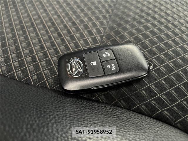 Daihatsu TANTO CUSTOM 2021-01 7729697-18