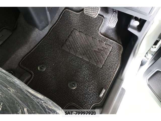 Daihatsu TANTO CUSTOM 2024-10 7729690-25