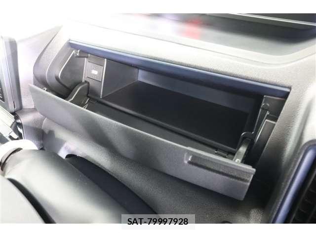 Daihatsu TANTO CUSTOM 2024-10 7729690-28