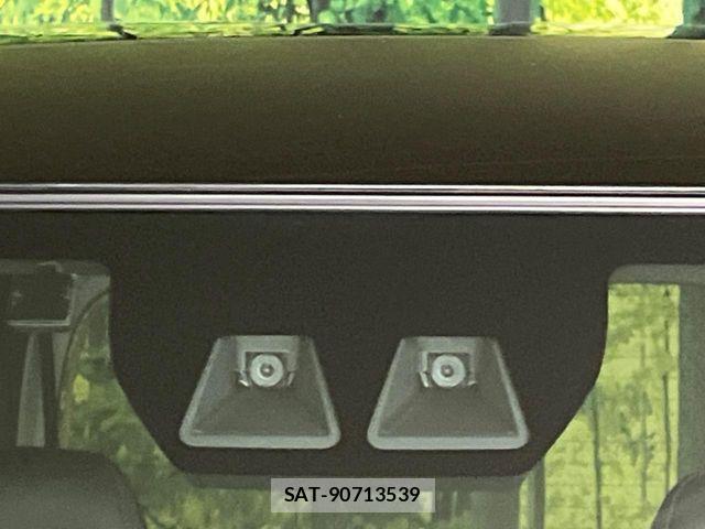 Daihatsu TANTO CUSTOM 2022-12 7729683-5