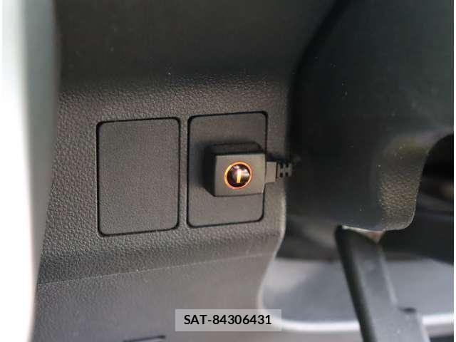 Daihatsu TANTO CUSTOM 2019-04 7789805-24
