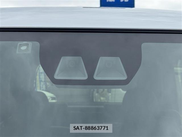 Daihatsu TANTO CUSTOM 2023-03 7879920-23