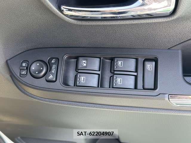Daihatsu TANTO CUSTOM 2025-08 7879915-16