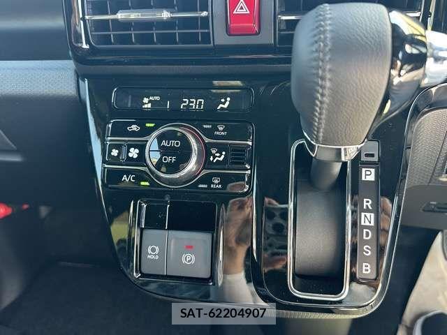Daihatsu TANTO CUSTOM 2025-08 7879915-19