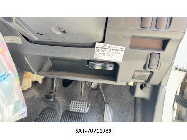 Daihatsu TANTO CUSTOM 2011-07 7879987-8