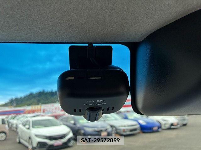Daihatsu TANTO CUSTOM 2018-02 7964099-9