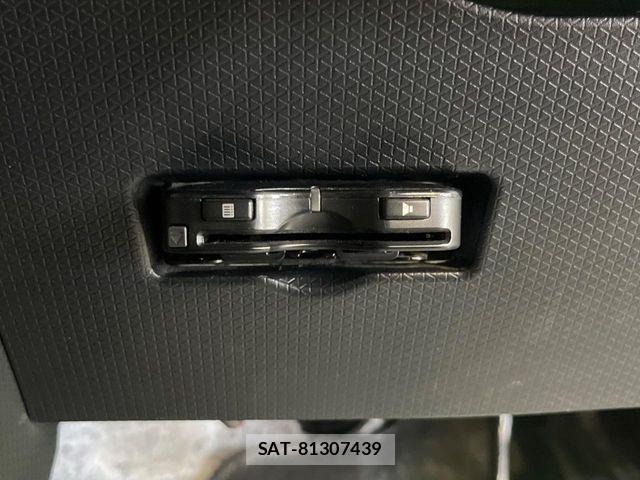 Daihatsu TANTO CUSTOM 2022-10 7964085-6