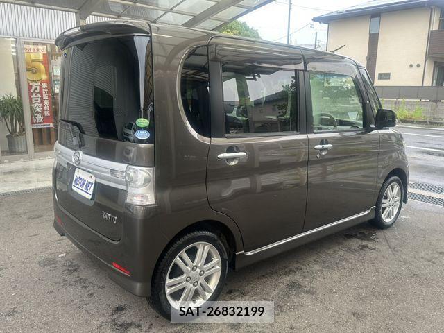 Daihatsu TANTO CUSTOM 2013-08 7981323-1
