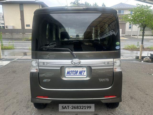Daihatsu TANTO CUSTOM 2013-08 7981323-22