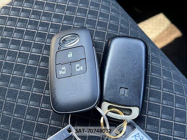 Daihatsu TANTO CUSTOM 2021-11 7981287-11