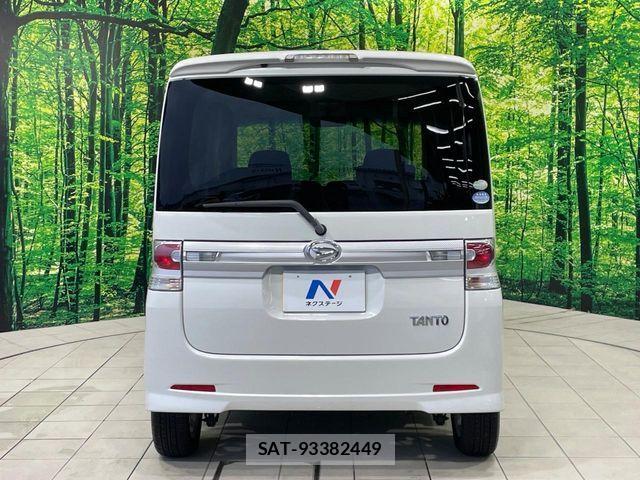 Daihatsu TANTO CUSTOM 2011-08 7981321-14