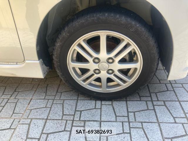 Daihatsu TANTO CUSTOM 2010-12 7981336-5