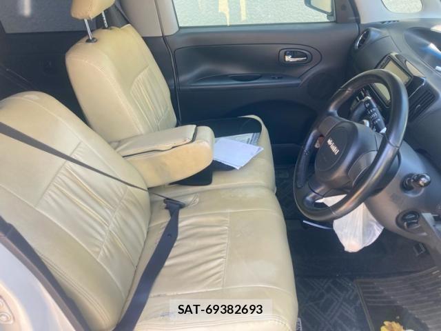 Daihatsu TANTO CUSTOM 2010-12 7981336-8