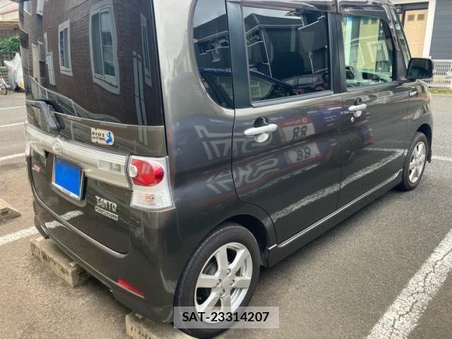 Daihatsu TANTO CUSTOM 2010-11 7981341-2