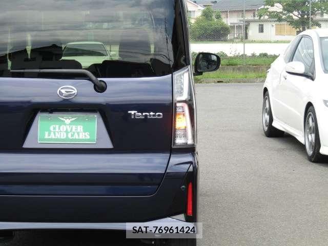 Daihatsu TANTO CUSTOM 2022-10 8038704-25