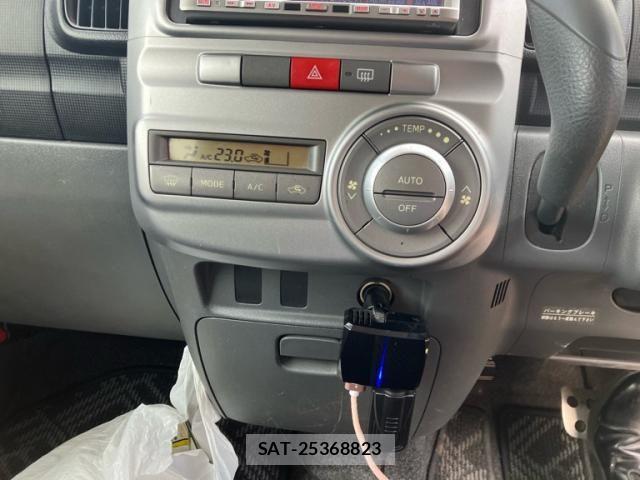 Daihatsu TANTO CUSTOM 2009-10 8038731-18