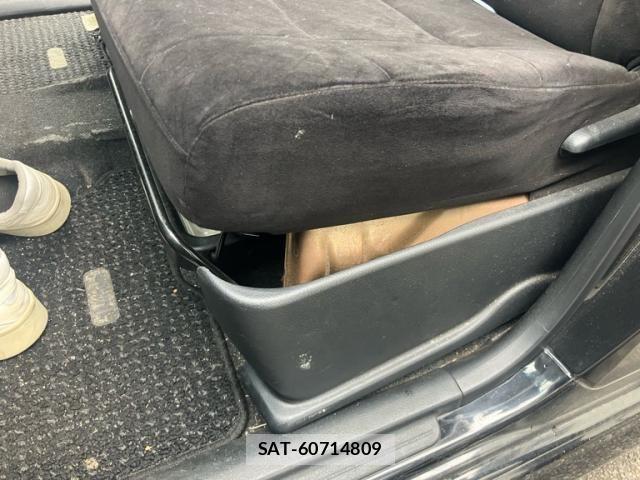 Daihatsu TANTO CUSTOM 2006-04 8038728-29