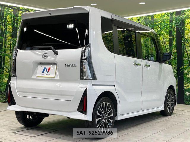 Daihatsu TANTO CUSTOM 2023-10 8038685-16
