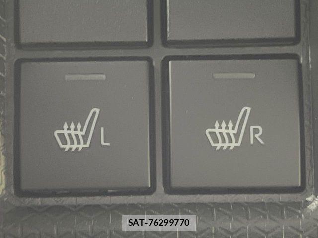 Daihatsu TANTO CUSTOM 2024-11 8038689-6