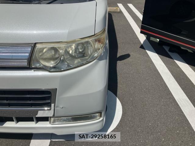 Daihatsu TANTO CUSTOM 2010-07 8038727-11