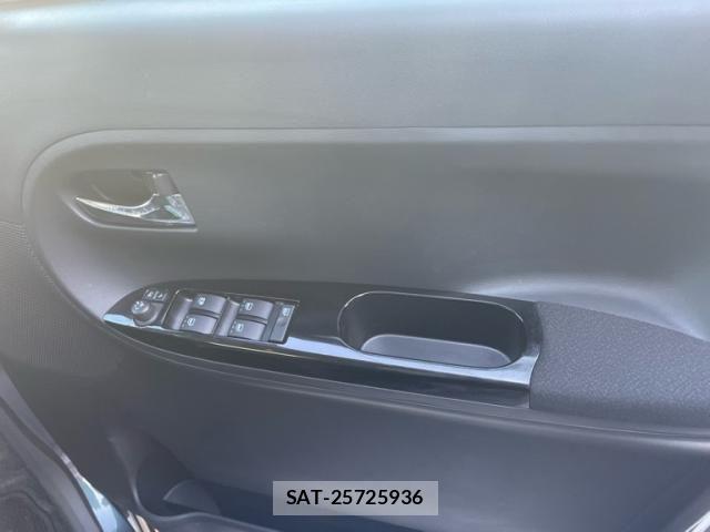 Daihatsu TANTO CUSTOM 2015-09 8075908-9