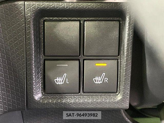 Daihatsu TANTO CUSTOM 2023-06 8075879-6