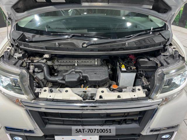 Daihatsu TANTO CUSTOM 2018-04 8075895-17