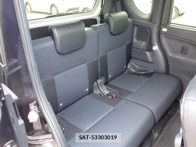 Daihatsu TANTO CUSTOM 2023-10 8075870-22