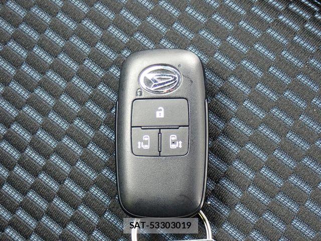 Daihatsu TANTO CUSTOM 2023-10 8075870-28