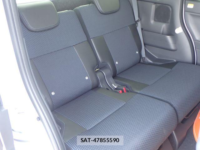 Daihatsu TANTO CUSTOM 2026-03 8075871-24
