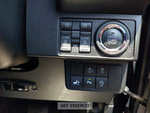 Daihatsu TANTO CUSTOM 2022-11 8102249-17