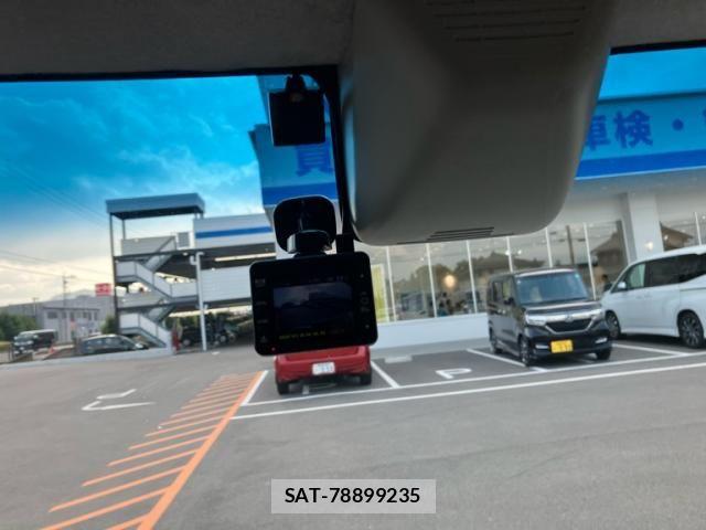 Daihatsu TANTO CUSTOM 2015-07 8102275-21