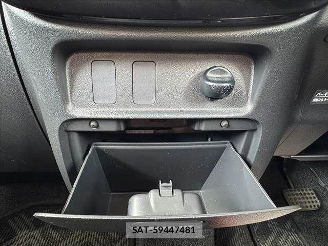 Daihatsu TANTO CUSTOM 2012-03 8102278-26