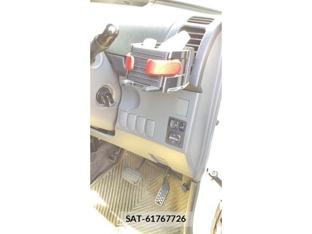 Daihatsu TANTO CUSTOM 2007-08 8102280-10