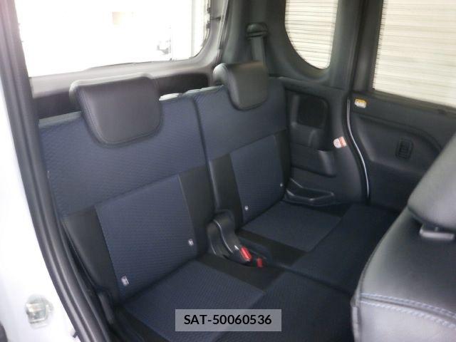 Daihatsu TANTO CUSTOM 2025-07 8102245-6